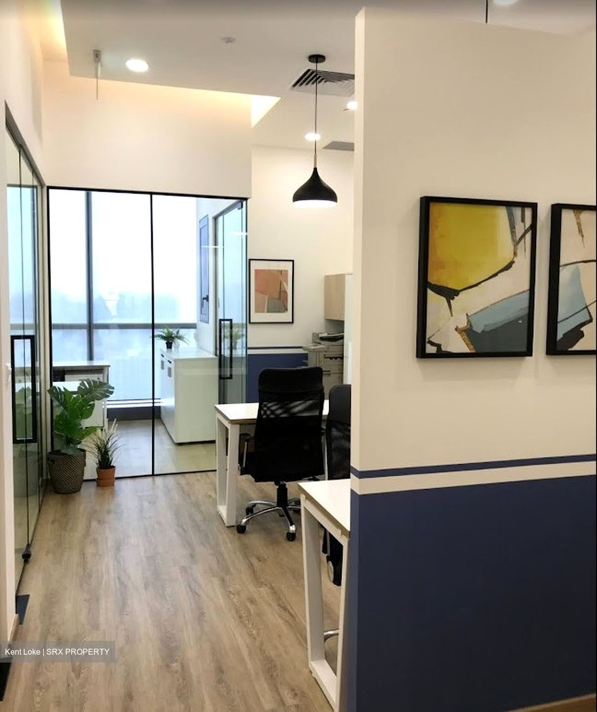 Centrium Square (D8), Office #558787931